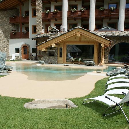 Eco Wellness Hotel Notre Maison Cogne Εξωτερικό φωτογραφία