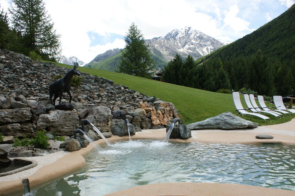 Eco Wellness Hotel Notre Maison Cogne Εξωτερικό φωτογραφία