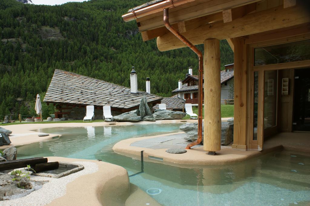 Eco Wellness Hotel Notre Maison Cogne Εξωτερικό φωτογραφία