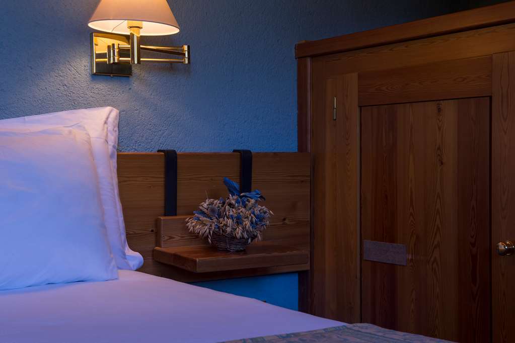 Eco Wellness Hotel Notre Maison Cogne Δωμάτιο φωτογραφία