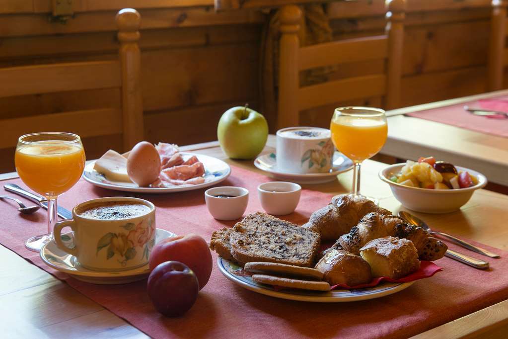 Eco Wellness Hotel Notre Maison Cogne Ανέσεις φωτογραφία